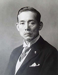 川崎克氏